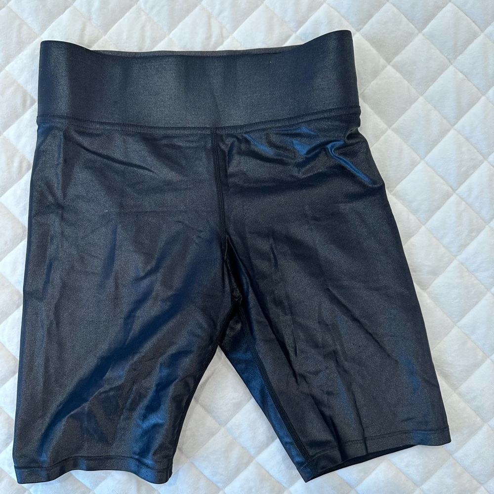 Carbon 38 biker shorts